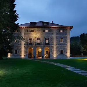 Iriarte Jauregia Hotel